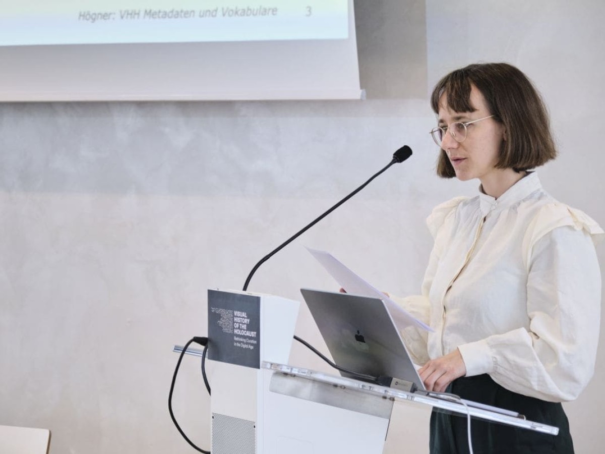 Anna Högner bei der Präsentation "Holocaust Remembrance Day – Digitales Kuratieren" (Foto: ÖFM © Eszter Kondor)